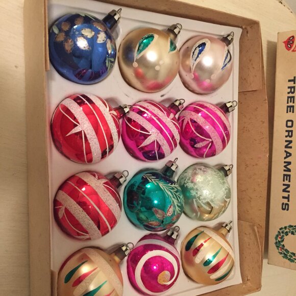 Vintage Lot Of 12 Christmas Tree Mercury Glass Ornaments In Box Made In POLAND - Picture 2 of 16